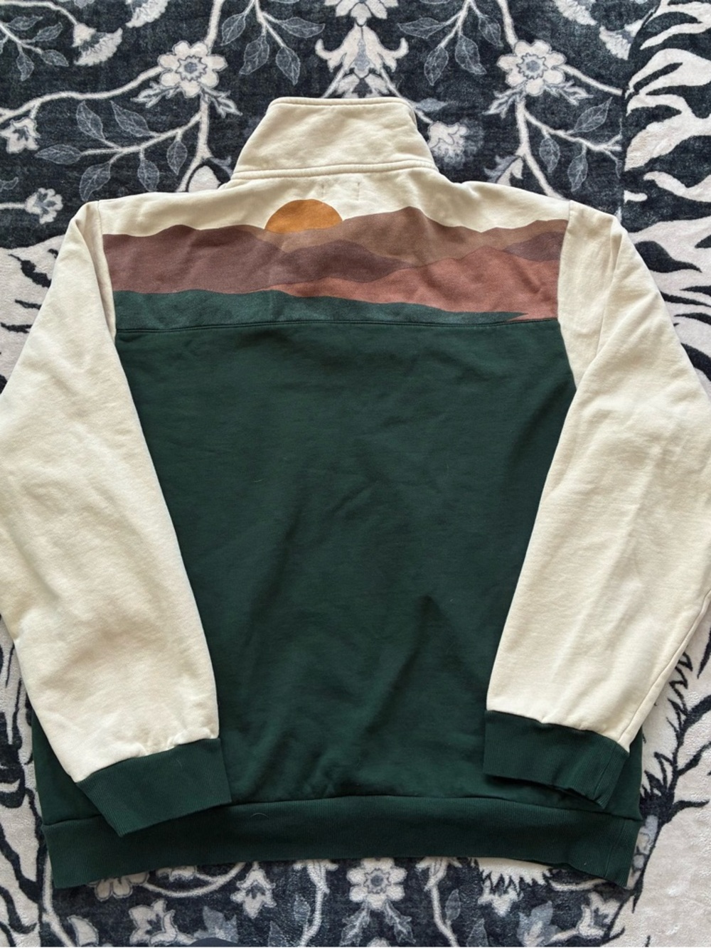 016 - HAPPY EARTH ORGANIC COTTON QUARTER ZIP SWEATSHIRT